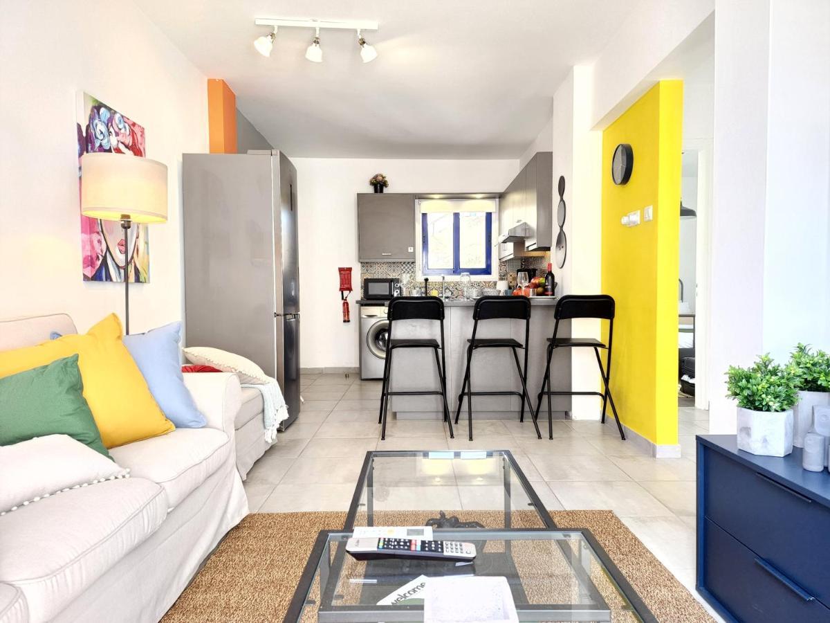 Frida'S Cozy Two Bedroom Apt Ларнака Екстер'єр фото