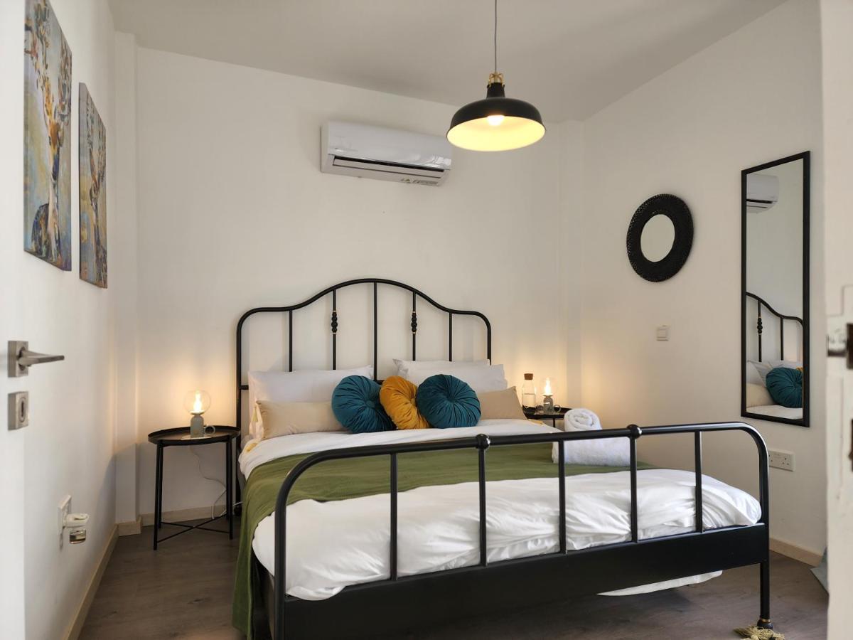 Frida'S Cozy Two Bedroom Apt Ларнака Екстер'єр фото