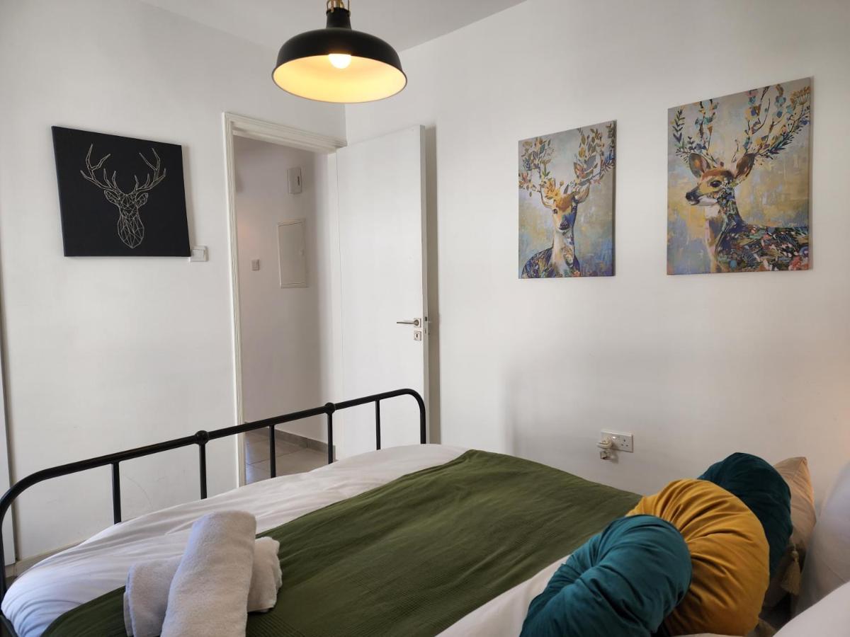 Frida'S Cozy Two Bedroom Apt Ларнака Екстер'єр фото