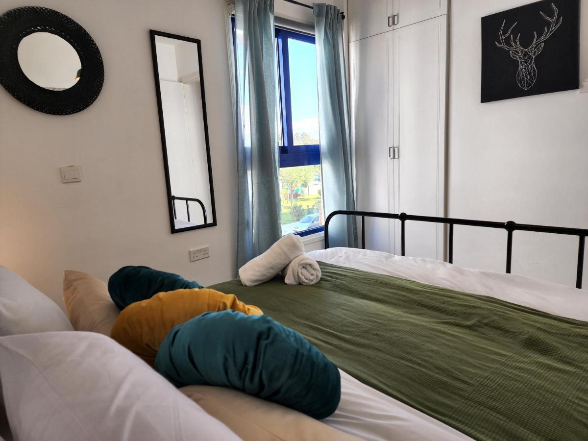Frida'S Cozy Two Bedroom Apt Ларнака Екстер'єр фото