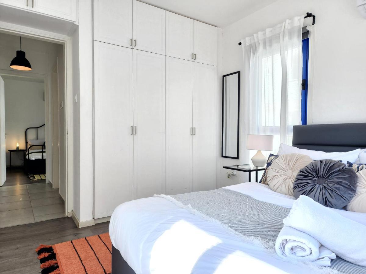 Frida'S Cozy Two Bedroom Apt Ларнака Екстер'єр фото